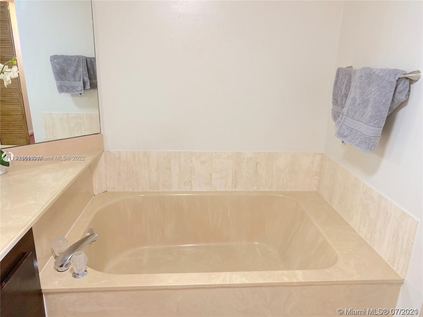 VENETIA CONDO - Residential