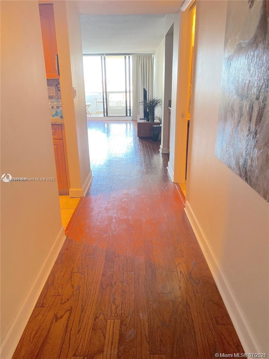 VENETIA CONDO - Residential