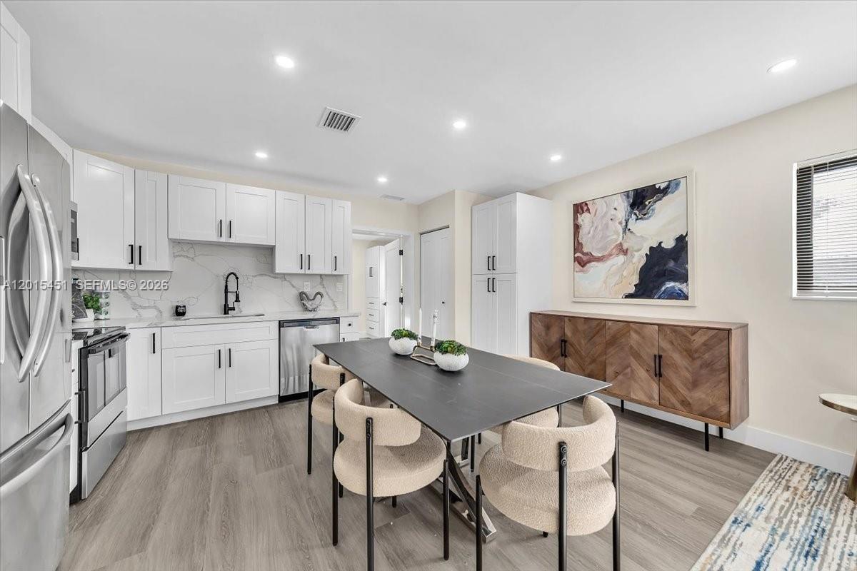 RIVERDALE ESTATES SEC 3 - Residential