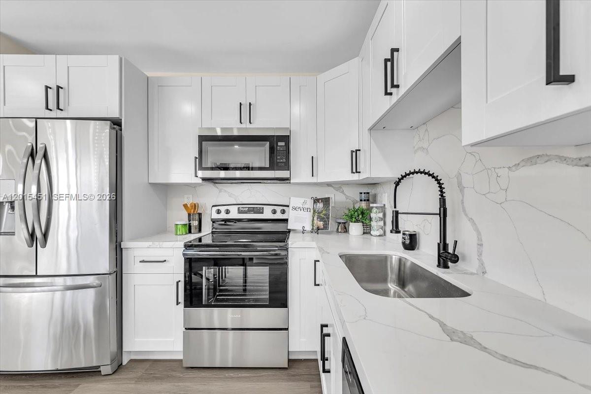 RIVERDALE ESTATES SEC 3 - Residential