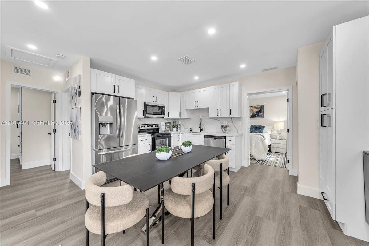 RIVERDALE ESTATES SEC 3 - Residential