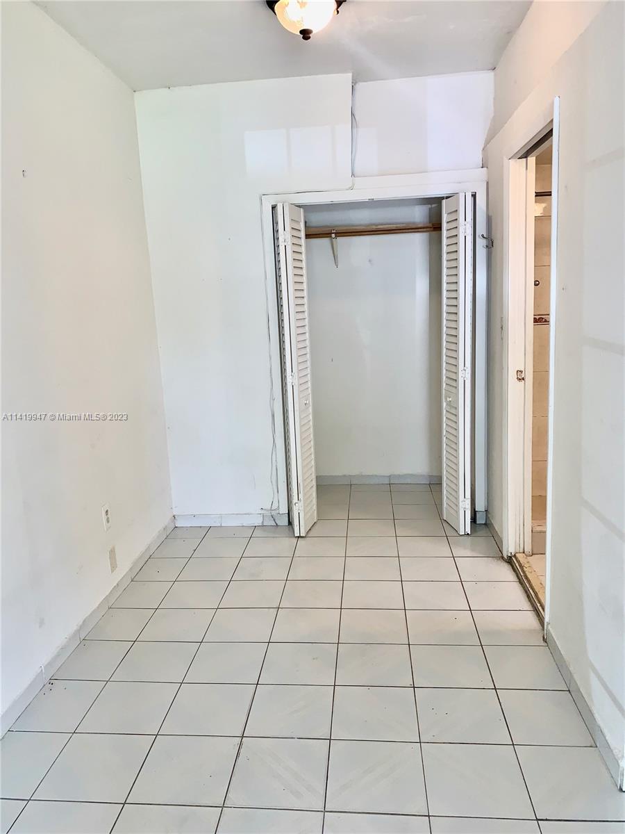 BISCAYNE GARDENS SEC H PA - Residential Lease