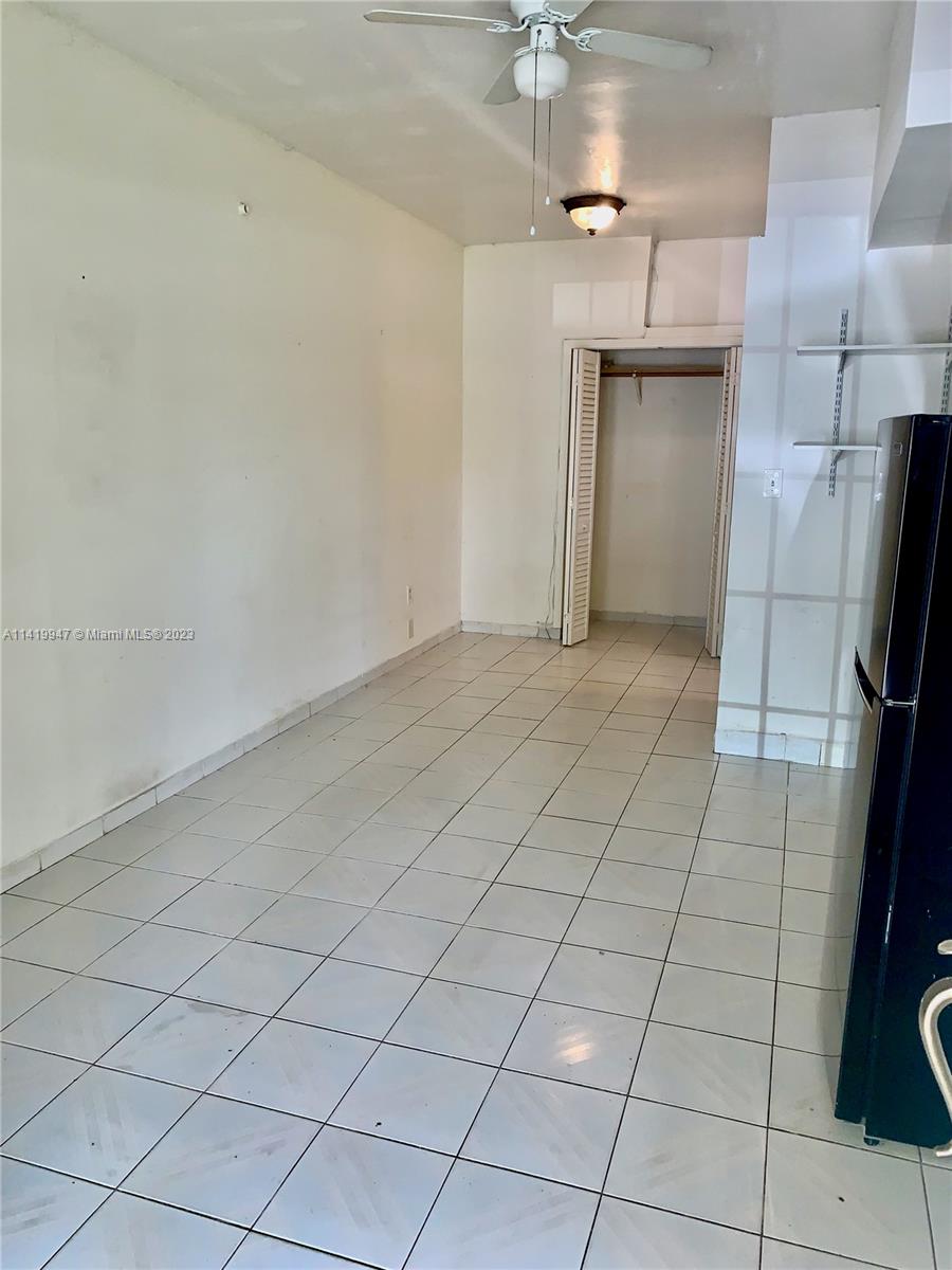 BISCAYNE GARDENS SEC H PA - Residential Lease
