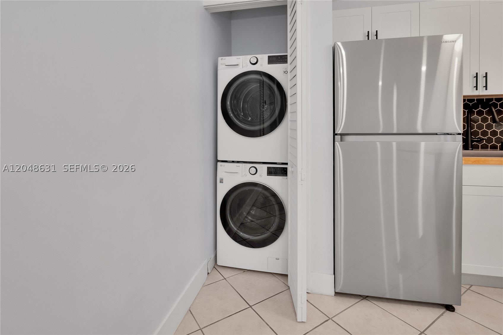 BIRD GROVE CONDO - Residential Lease