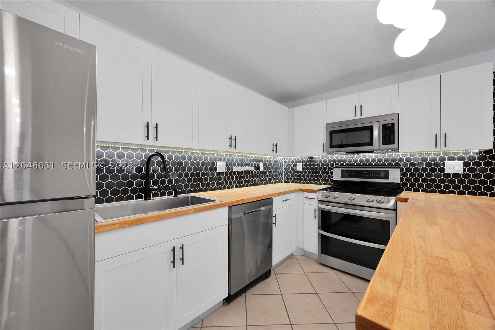 BIRD GROVE CONDO - Residential Lease