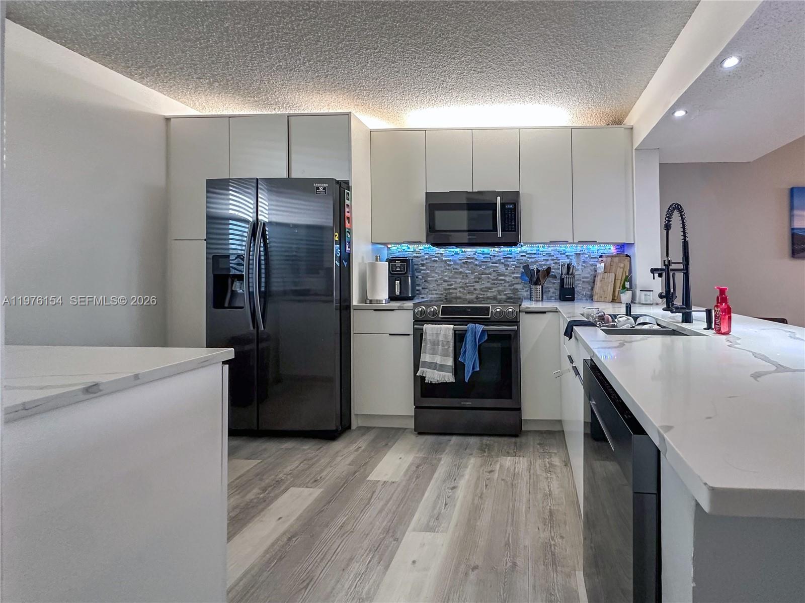 APPLEWOOD VILLAGE II-D CO - Residential
