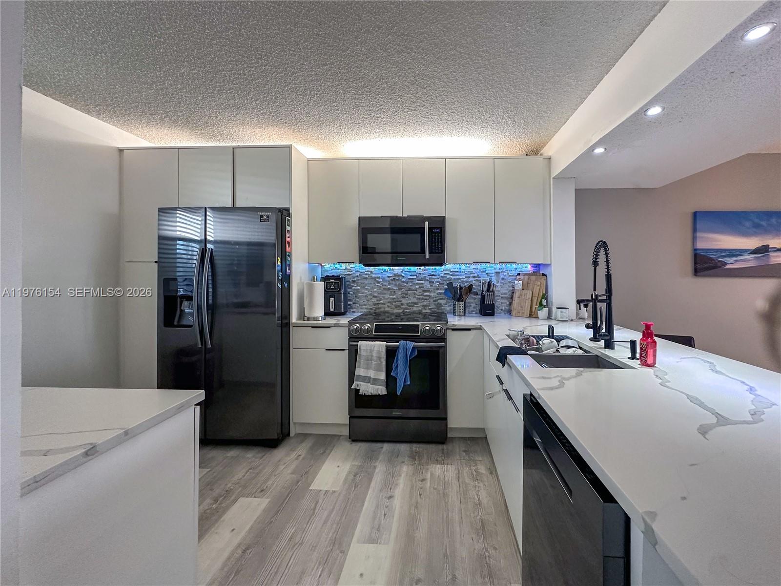 APPLEWOOD VILLAGE II-D CO - Residential