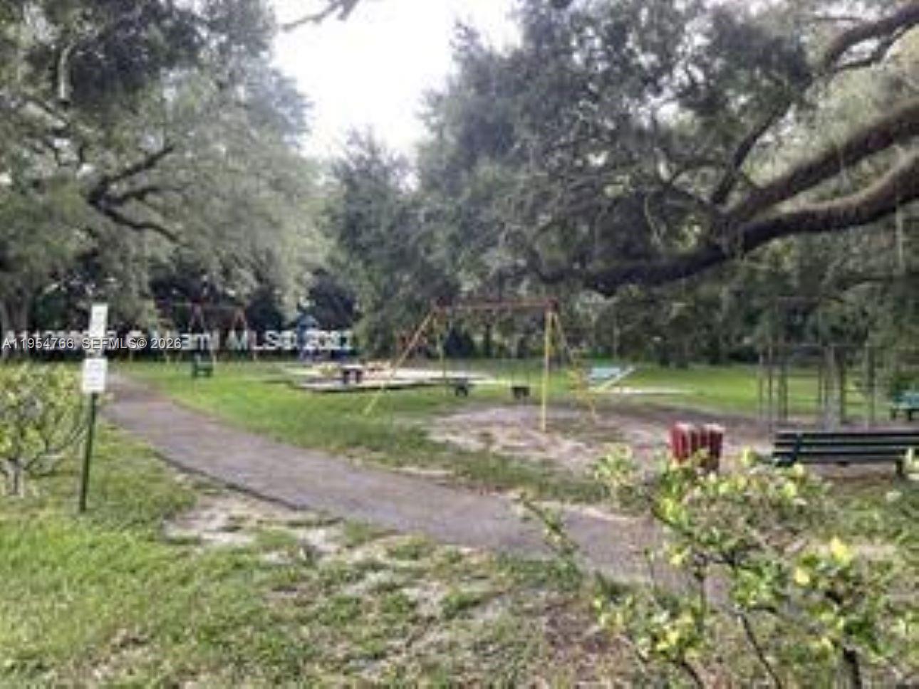 LIVE OAK CONDO ELEVEN - Residential