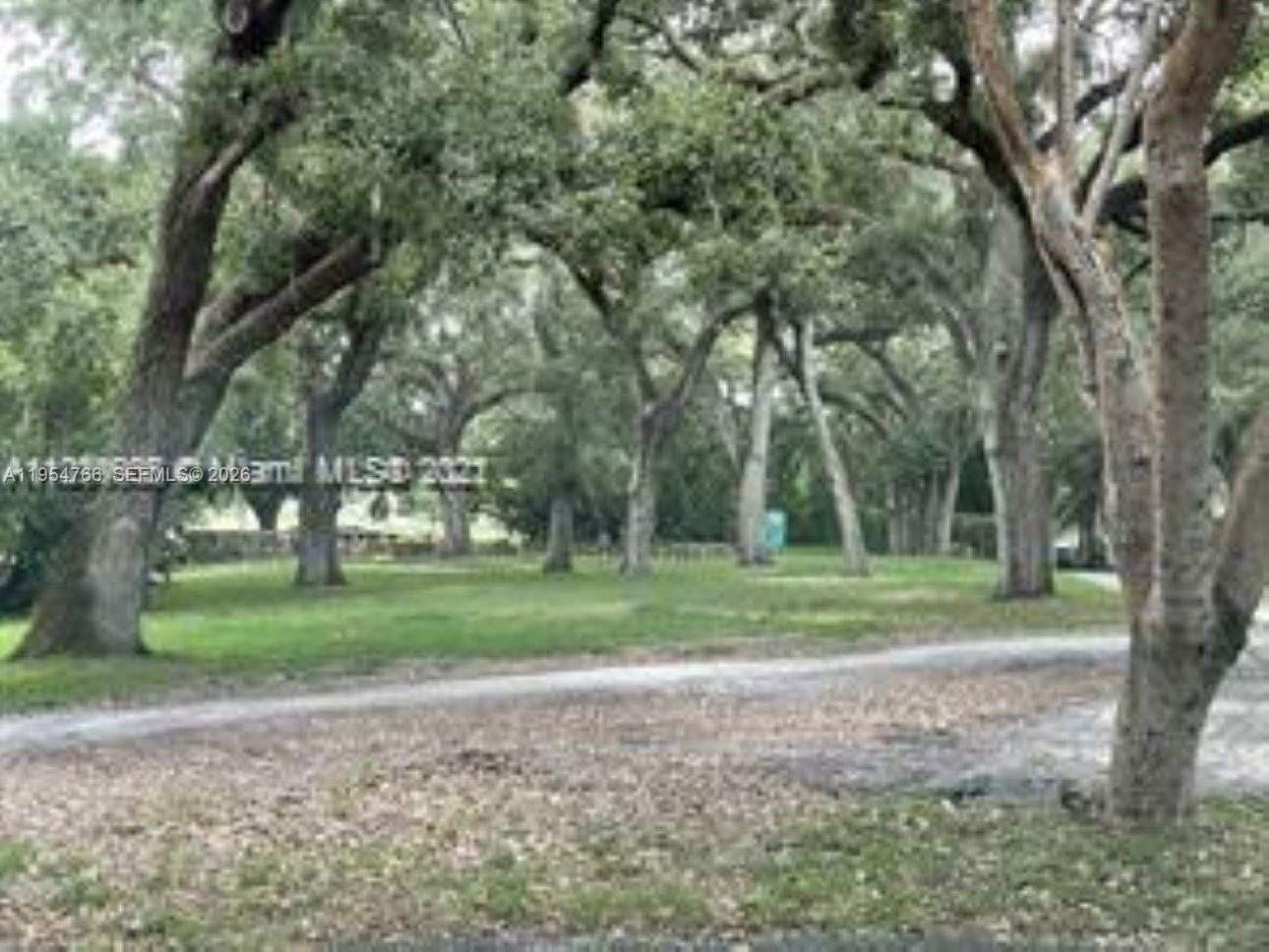 LIVE OAK CONDO ELEVEN - Residential