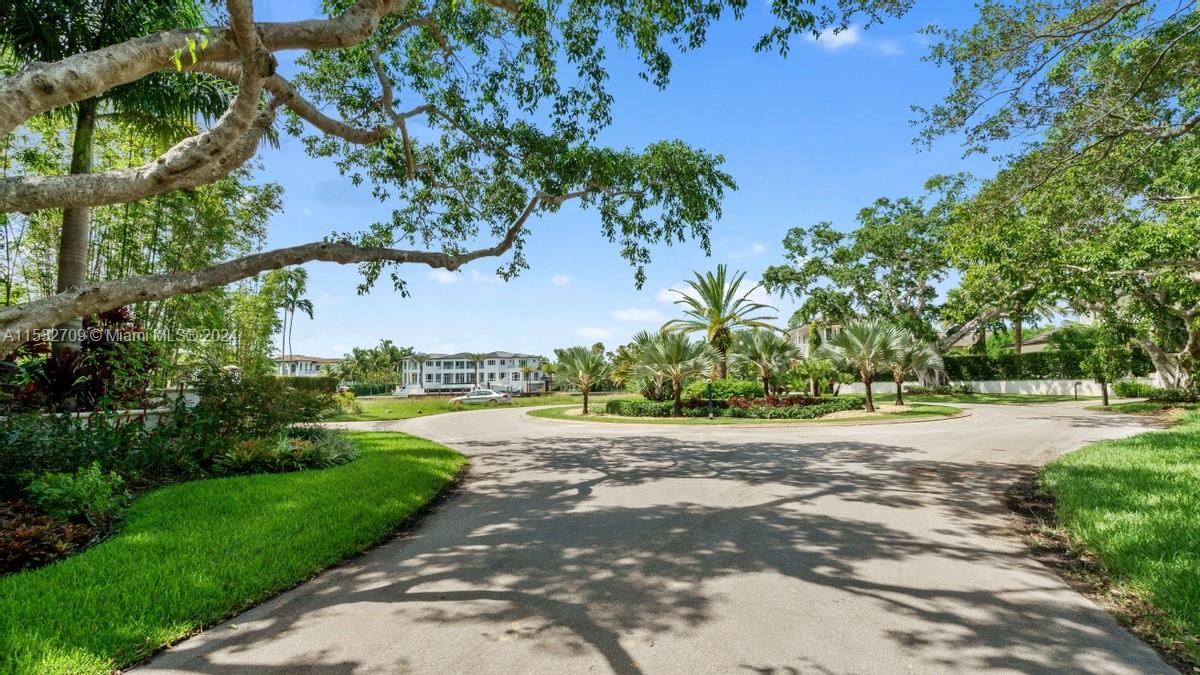 GABLES ESTATES NO 2 - Land
