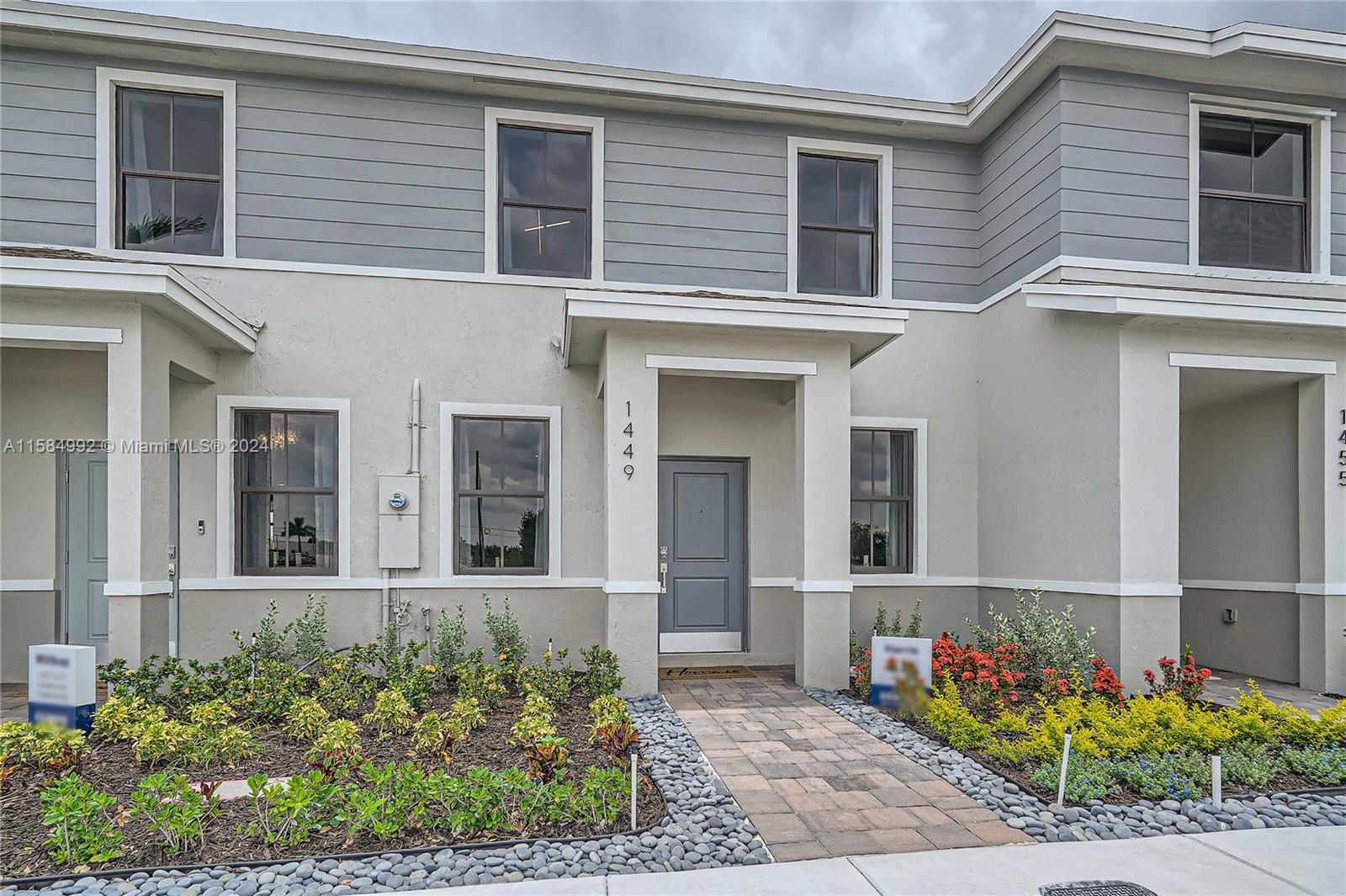 Palm Cay - Residential
