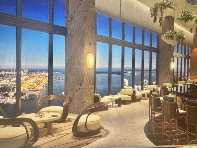 WALDORF ASTORIA MIAMI - Residential