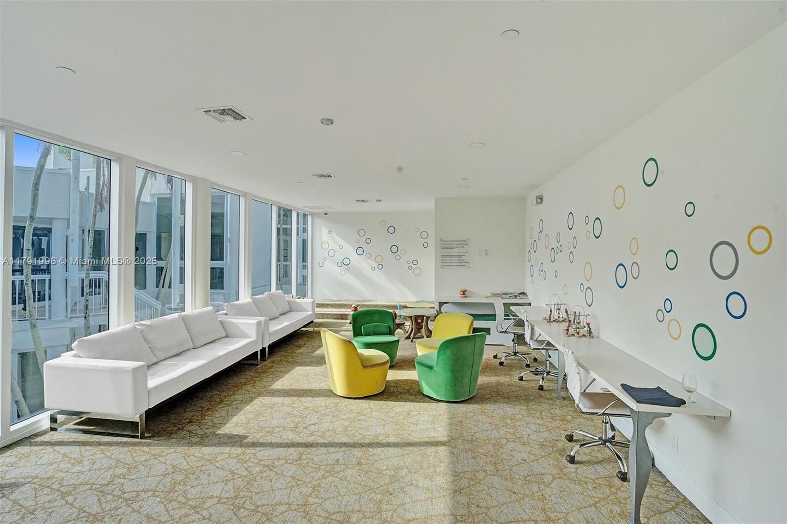 HAMPTONS WEST CONDO - Residential Lease