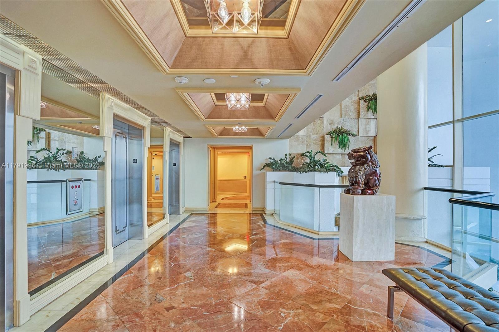 HAMPTONS WEST CONDO - Residential Lease