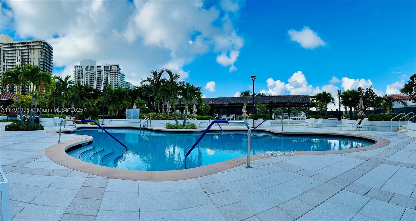 HAMPTONS WEST CONDO - Residential Lease