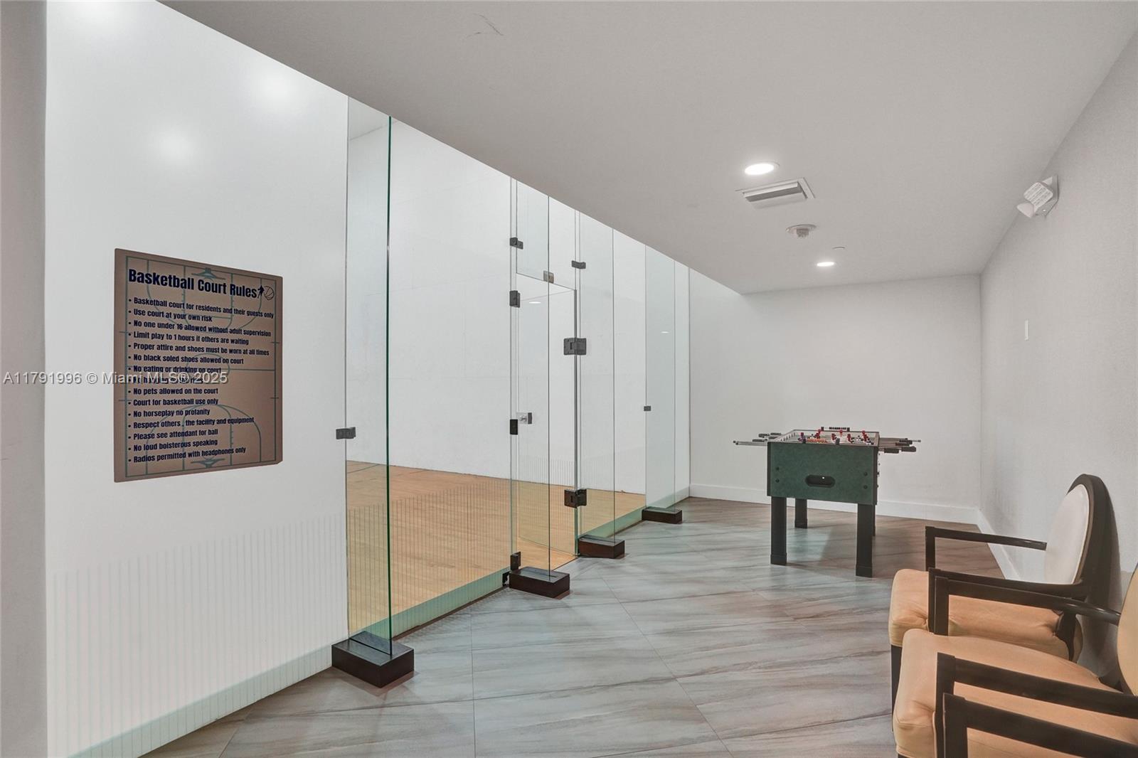 HAMPTONS WEST CONDO - Residential Lease