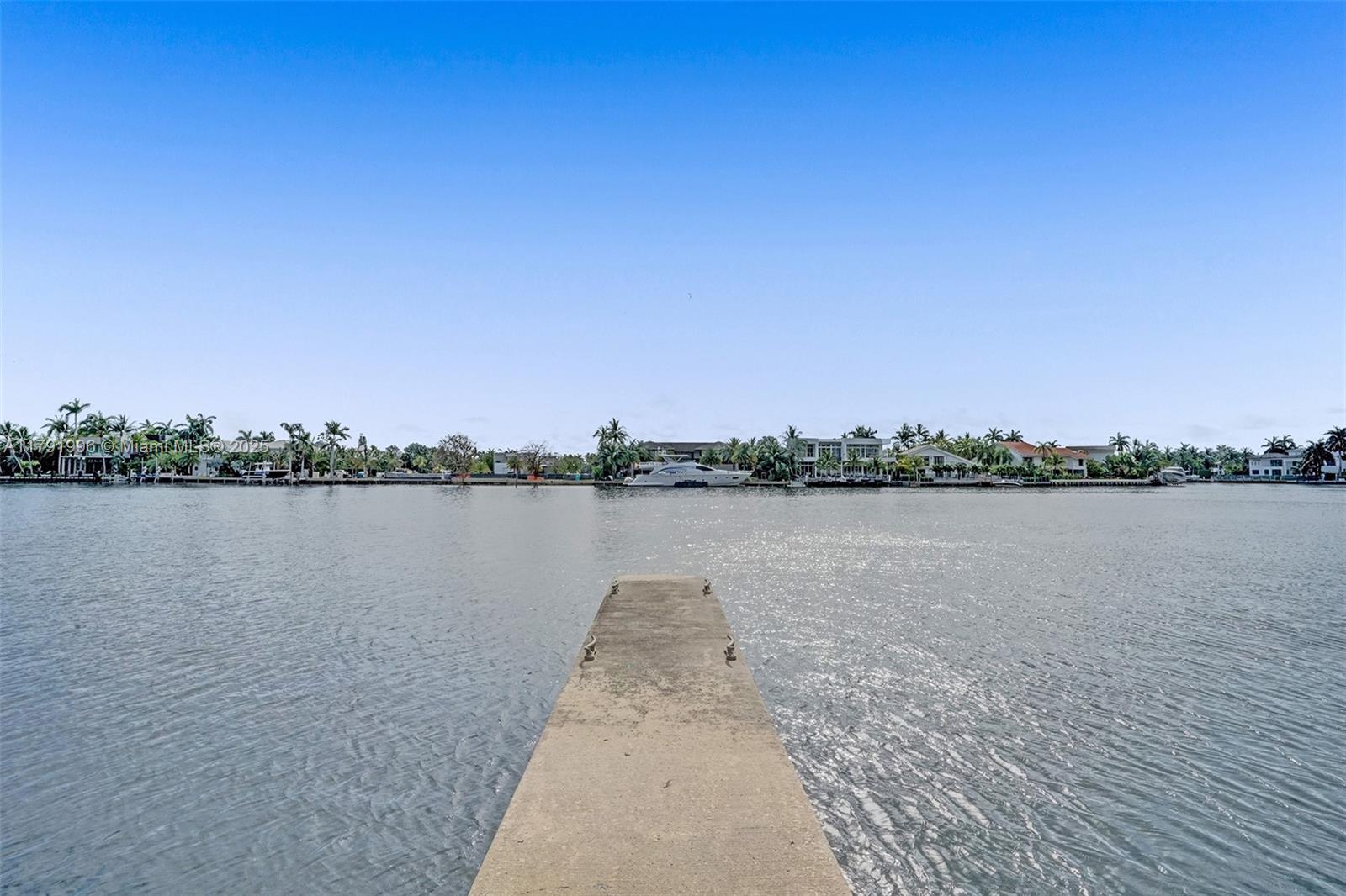 HAMPTONS WEST CONDO - Residential Lease