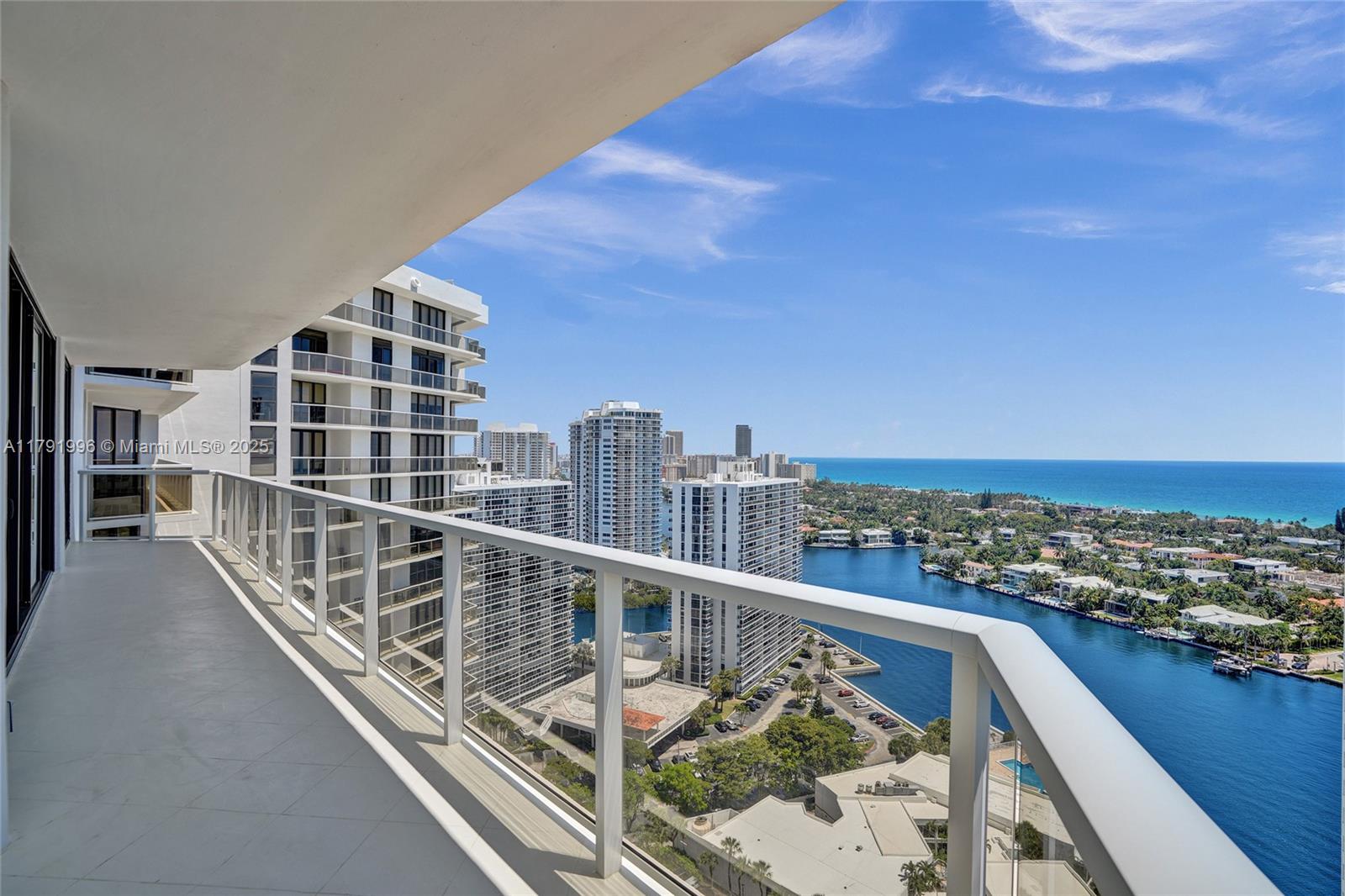 HAMPTONS WEST CONDO - Residential Lease