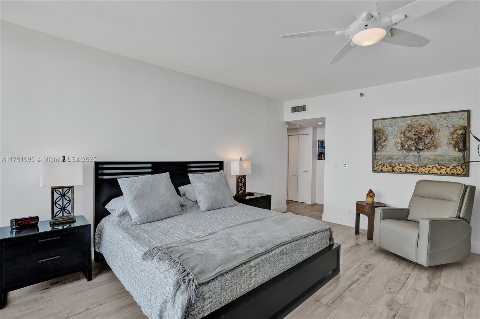 HAMPTONS WEST CONDO - Residential Lease