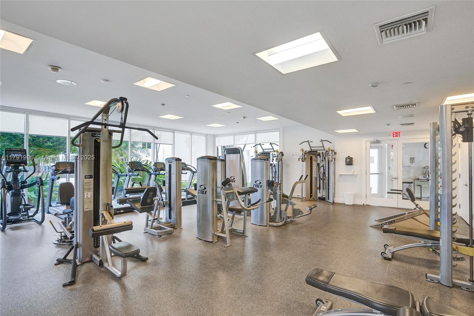 HAMPTONS WEST CONDO - Residential Lease