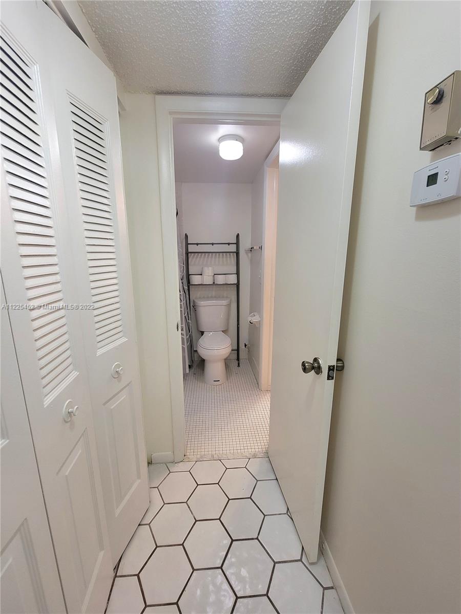 BERMUDA CLUB 4 CONDO - Residential Lease