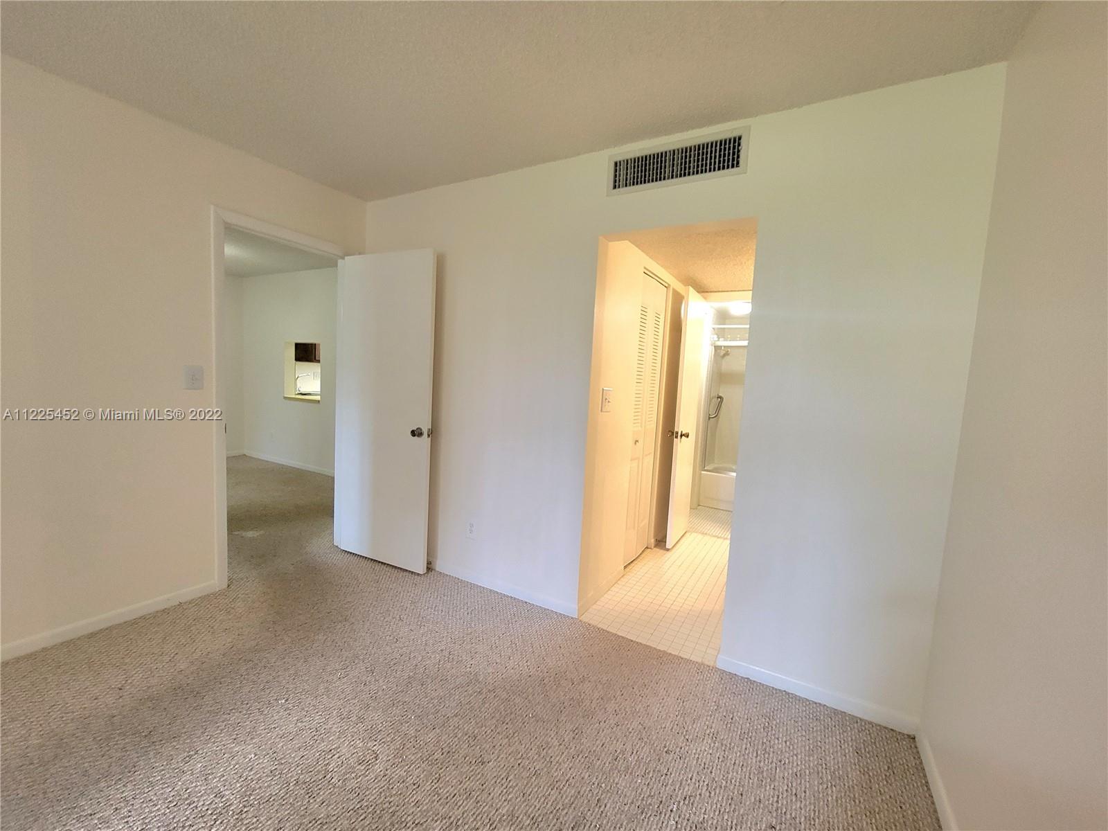 BERMUDA CLUB 4 CONDO - Residential Lease