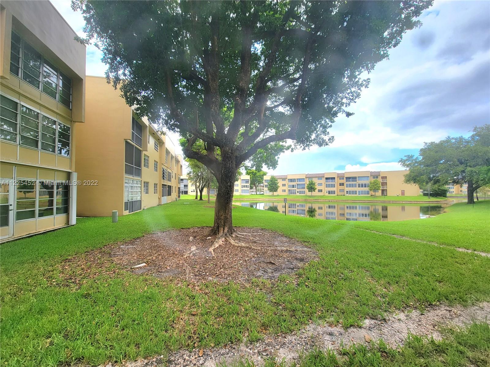 BERMUDA CLUB 4 CONDO - Residential Lease