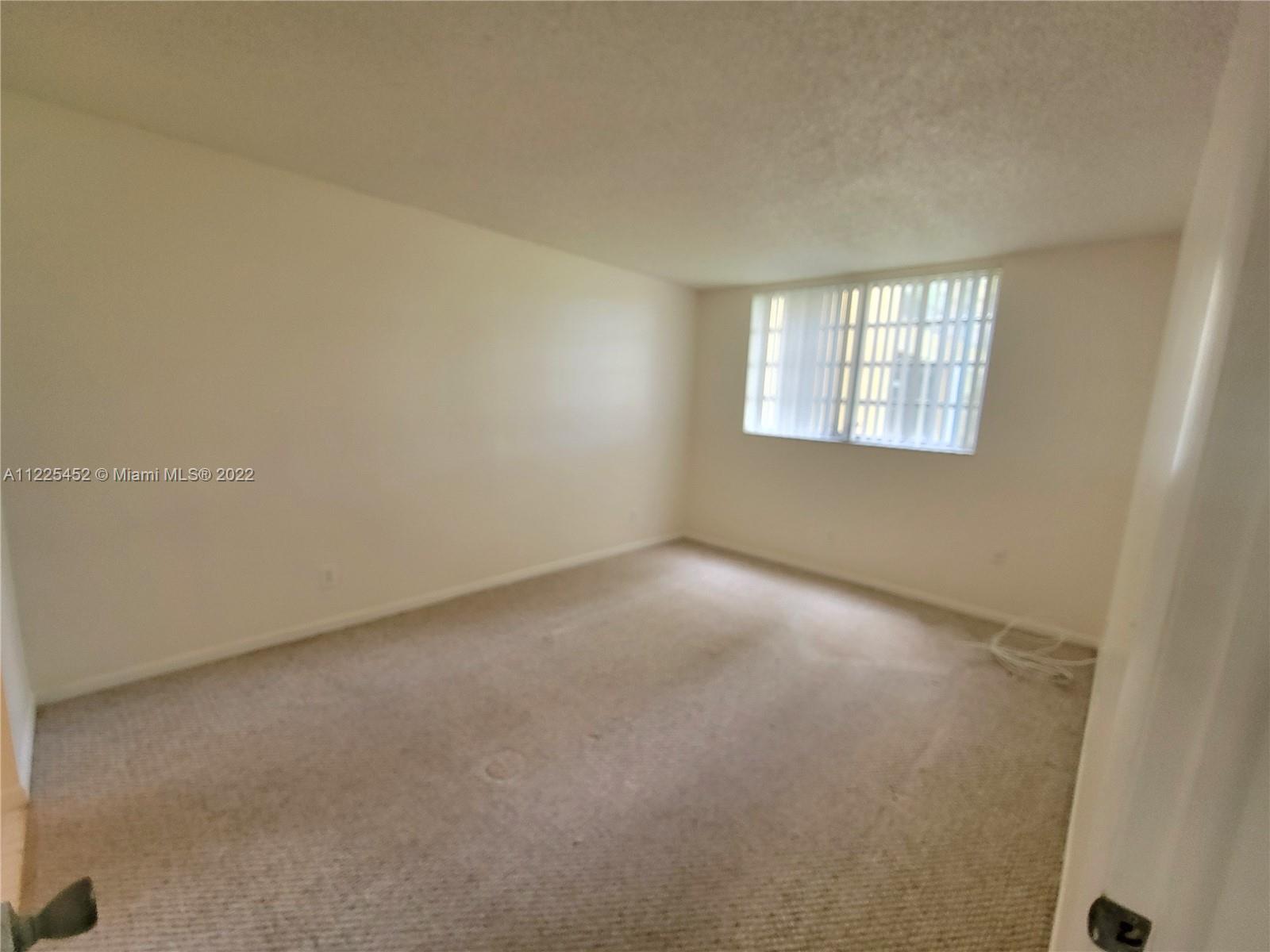 BERMUDA CLUB 4 CONDO - Residential Lease