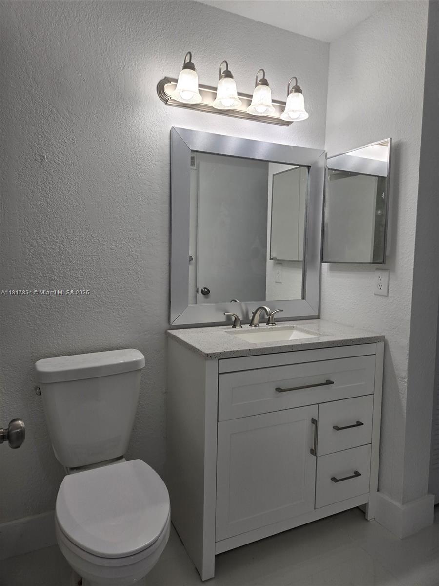 ISLES AT LAGO MAR CONDO - Residential Lease
