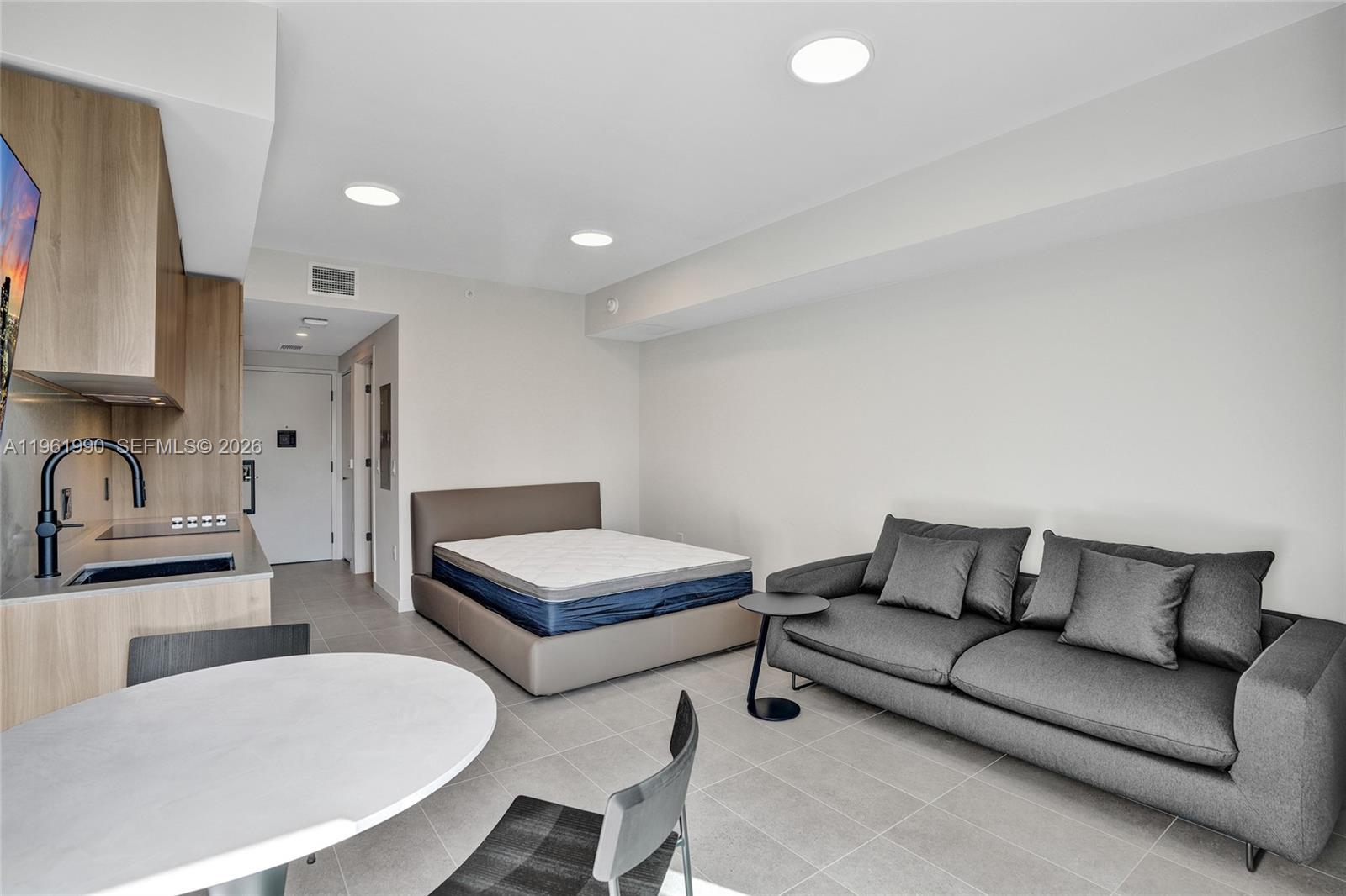 501 First Residences - Residential