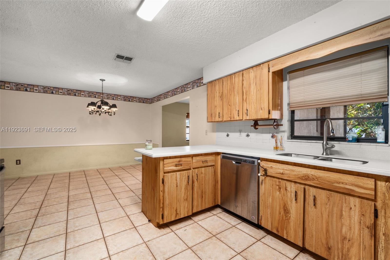 Avon Park Lakes - Residential