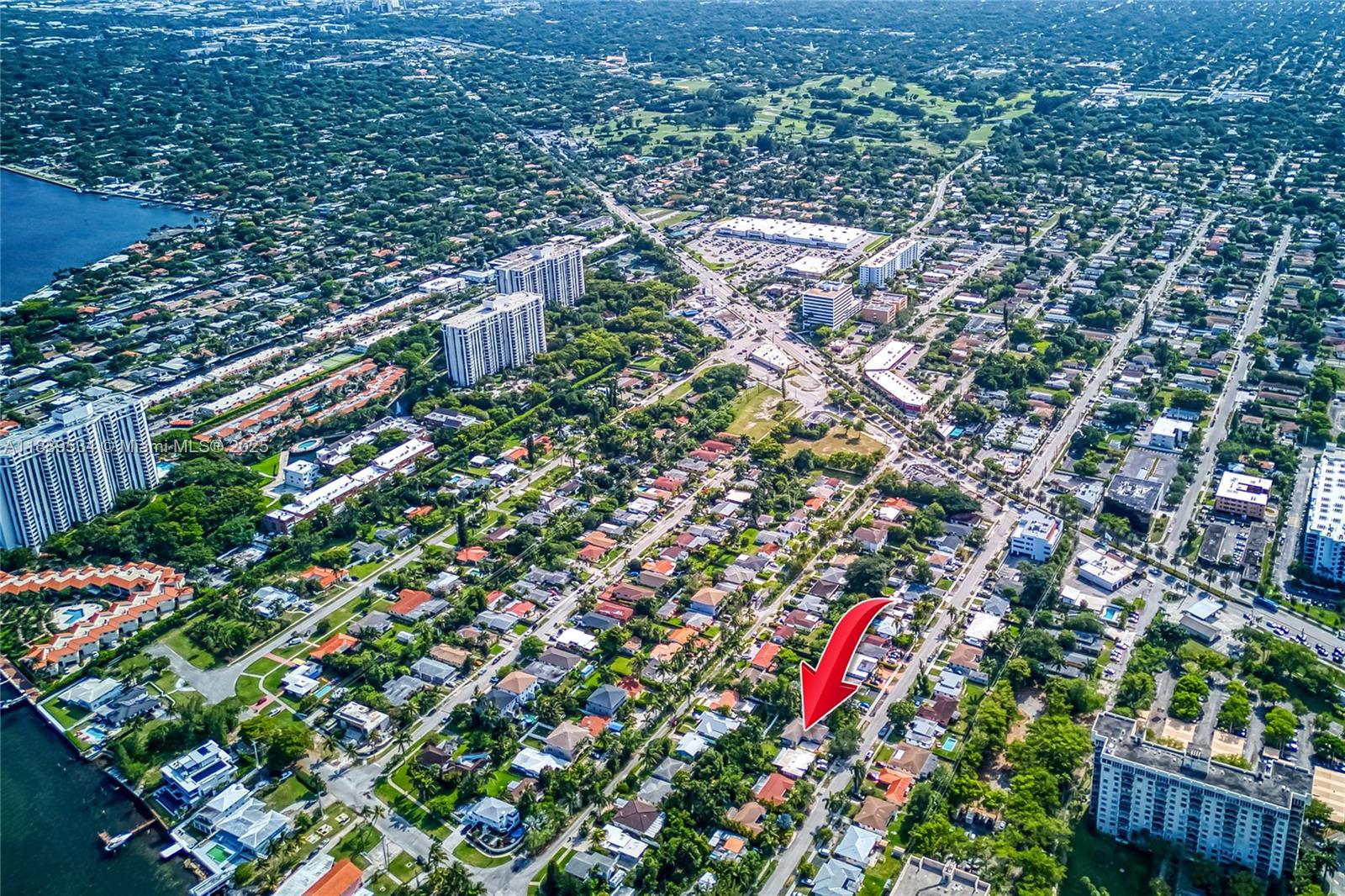 VISTA BISCAYNE - Residential Lease