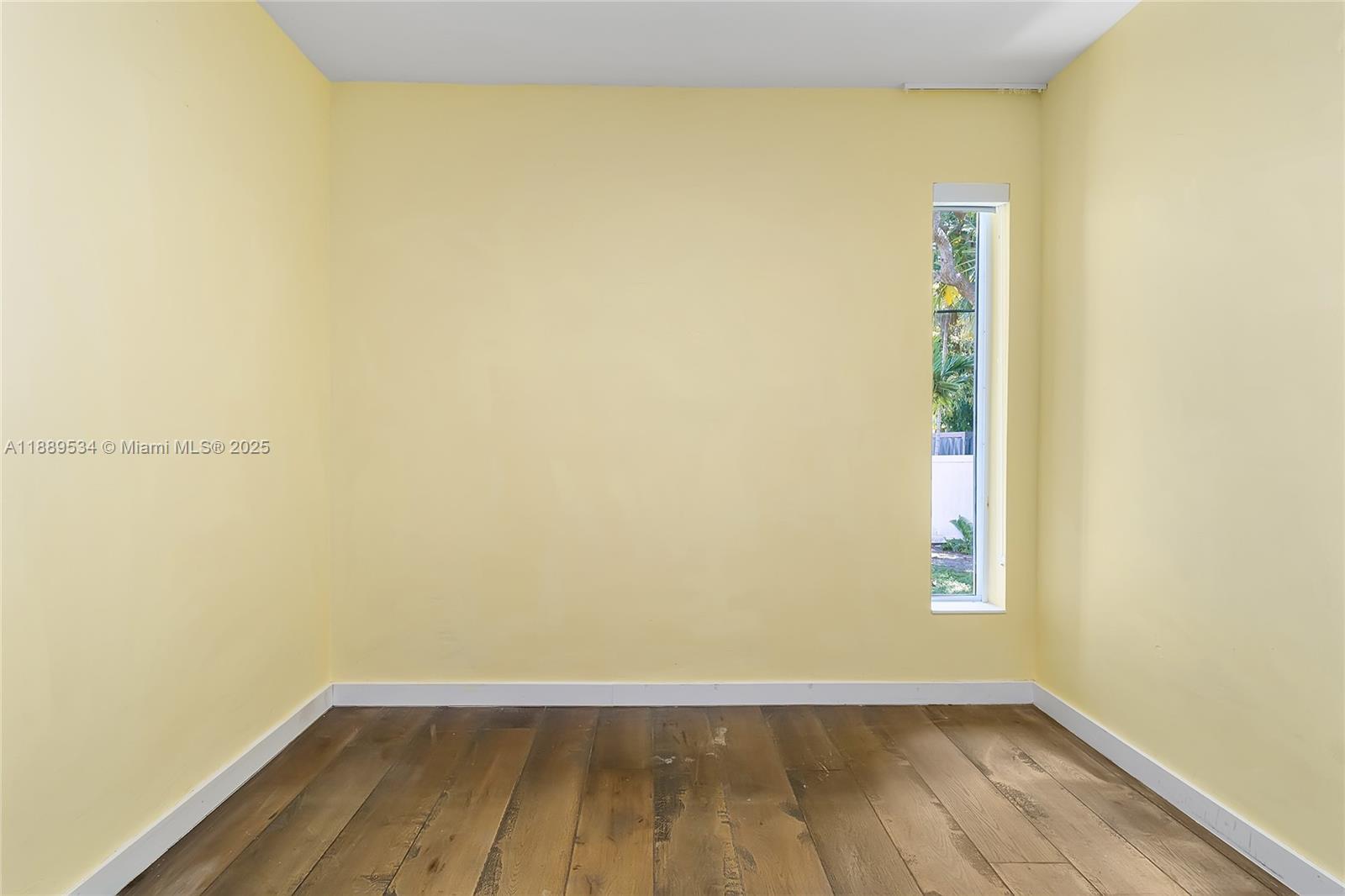 VISTA BISCAYNE - Residential Lease