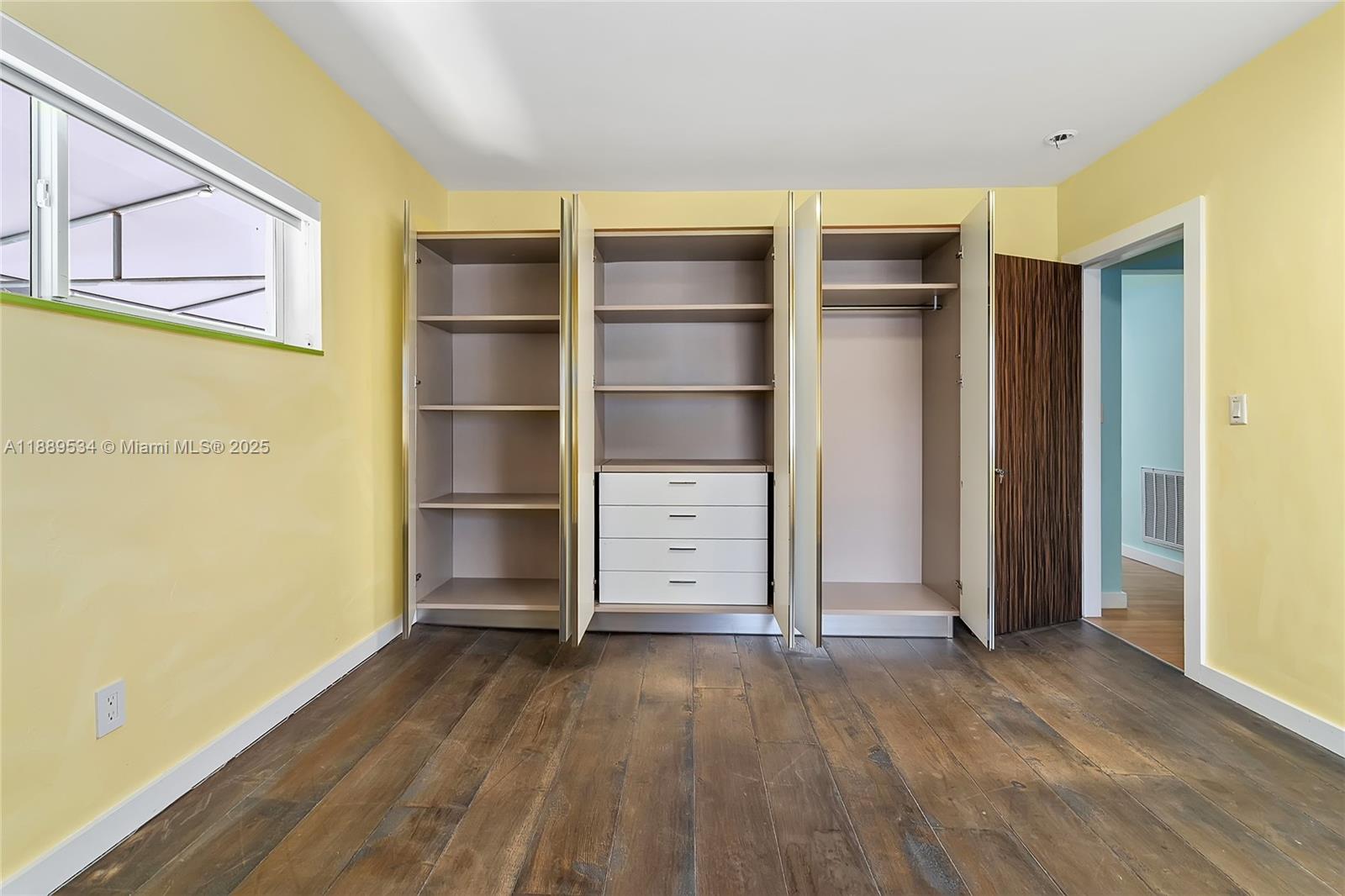 VISTA BISCAYNE - Residential Lease