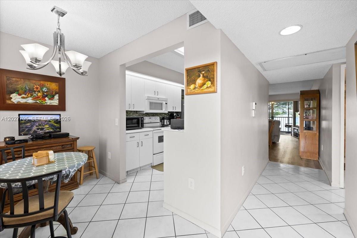 IVANHOE EAST AT CENTURY V - Residential