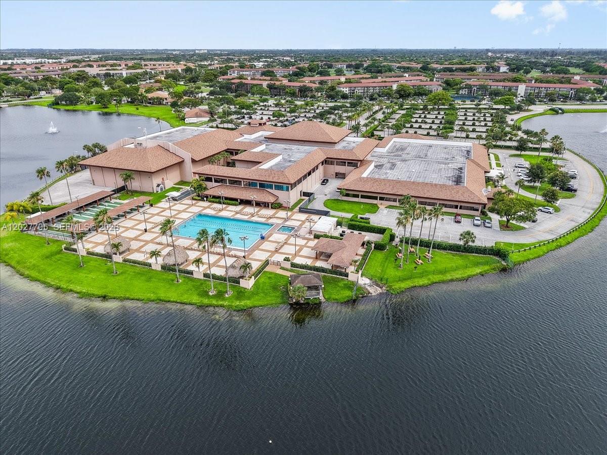 IVANHOE EAST AT CENTURY V - Residential
