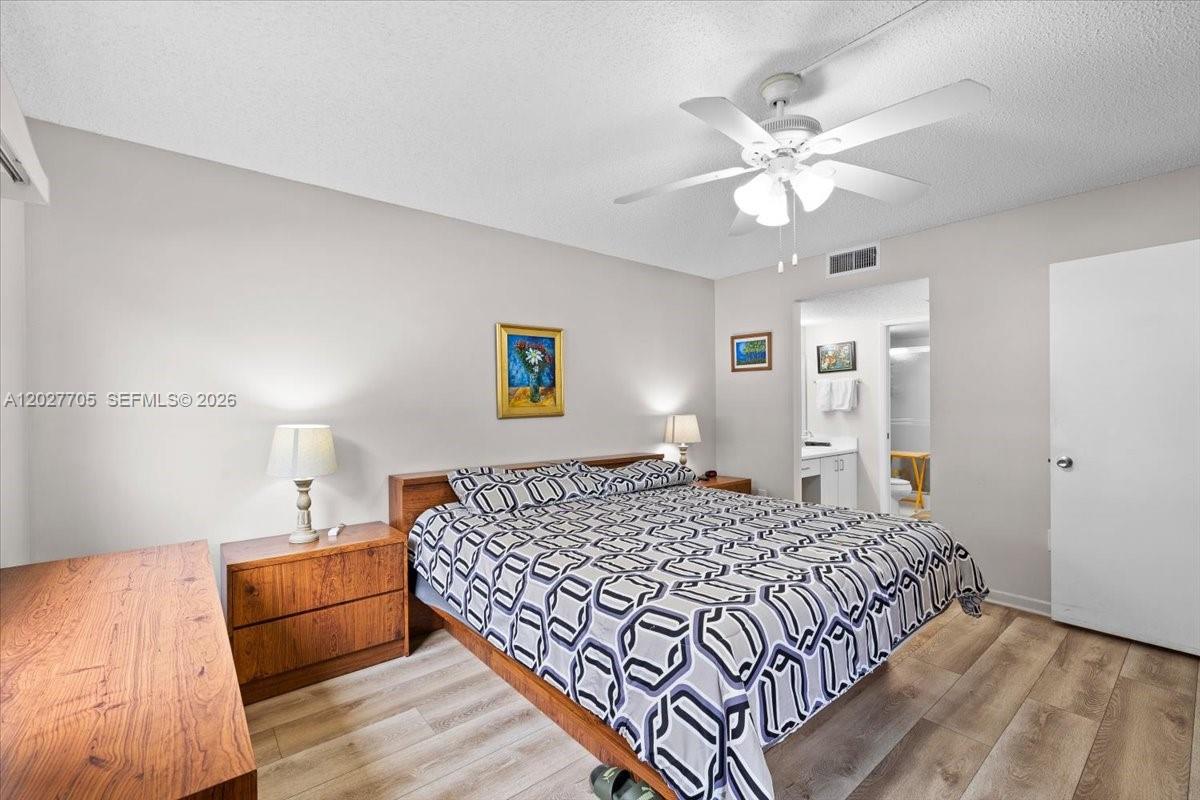 IVANHOE EAST AT CENTURY V - Residential