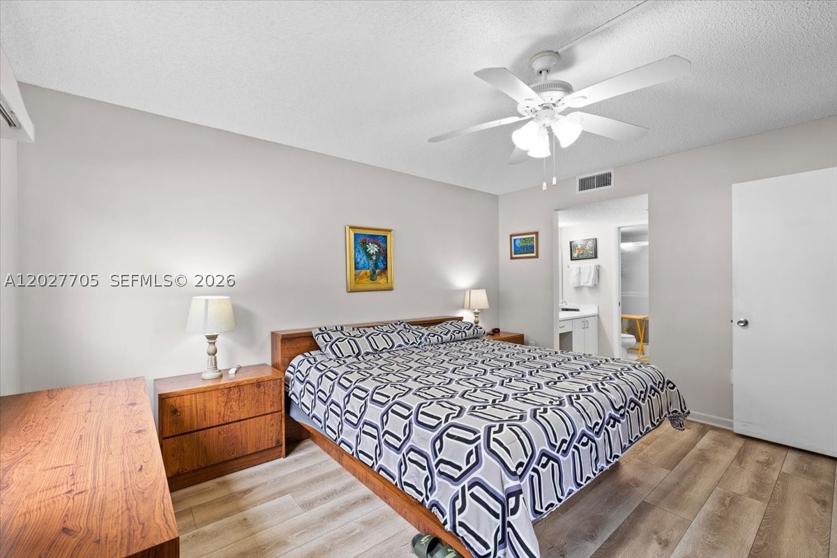 IVANHOE EAST AT CENTURY V - Residential