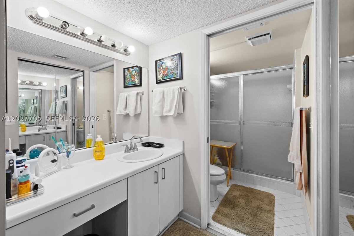 IVANHOE EAST AT CENTURY V - Residential
