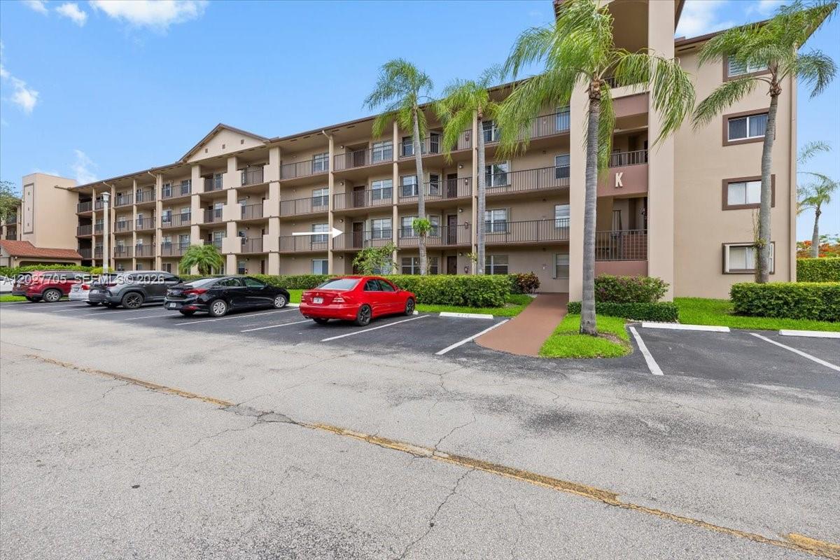 IVANHOE EAST AT CENTURY V - Residential