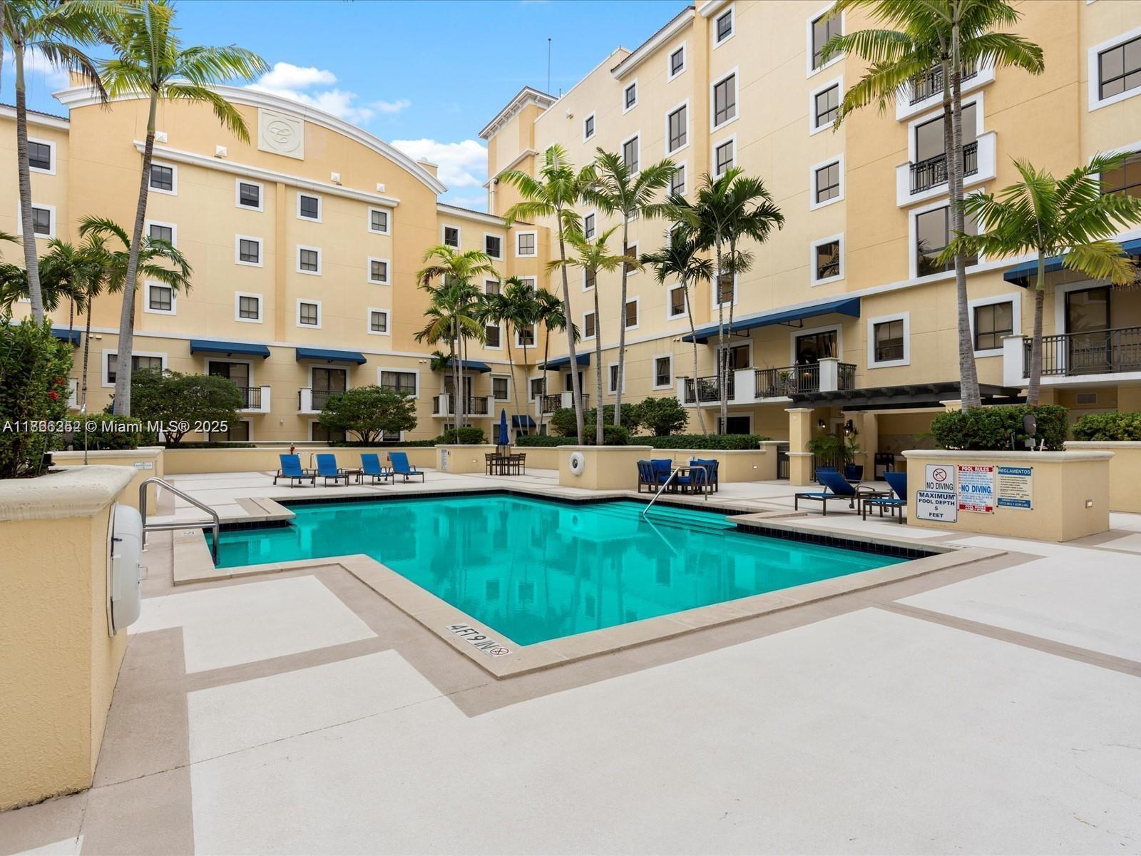 COLONNADE AT DADELAND SW - Residential