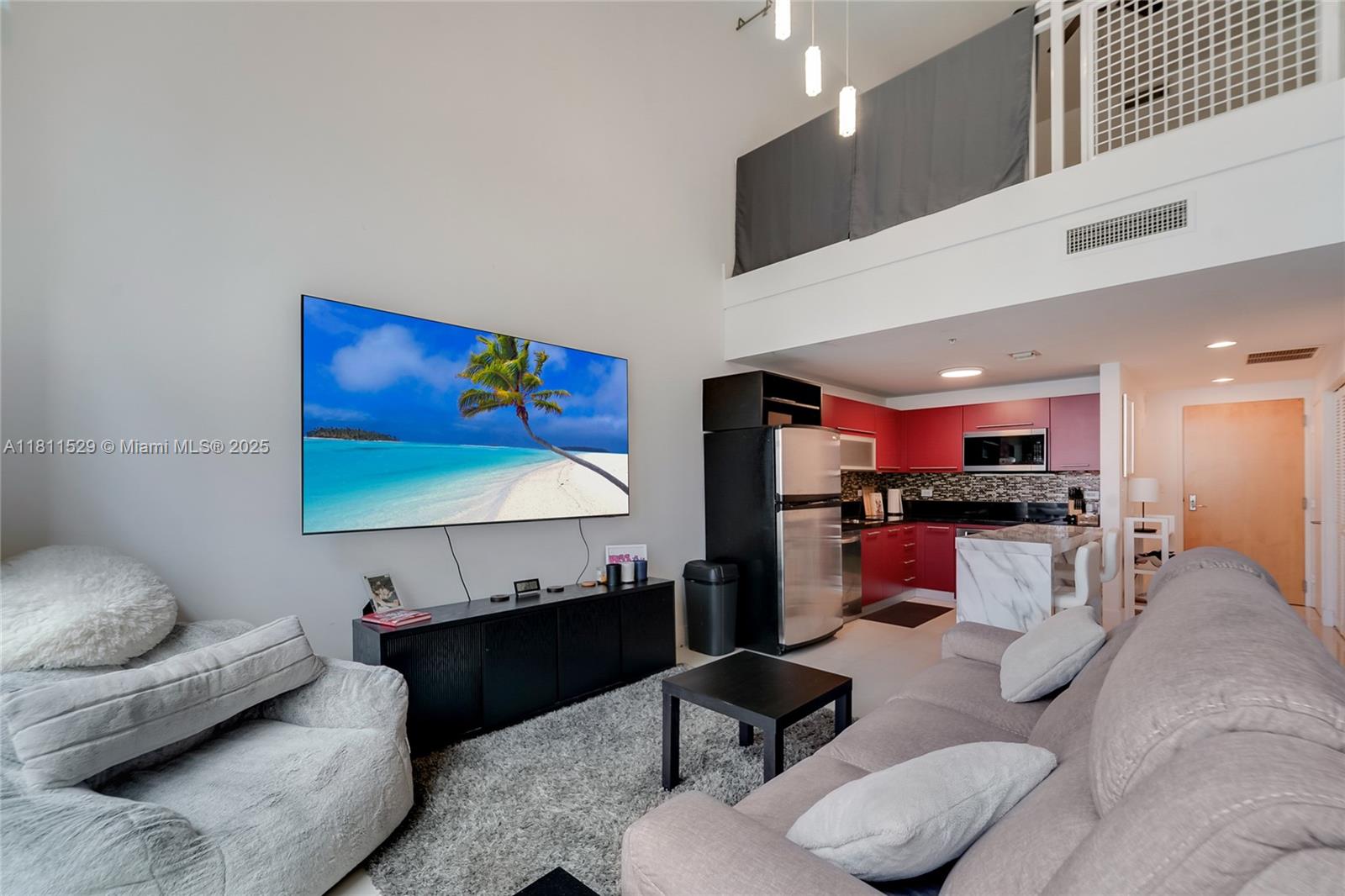 VIZCAYNE NORTH CONDO - Residential