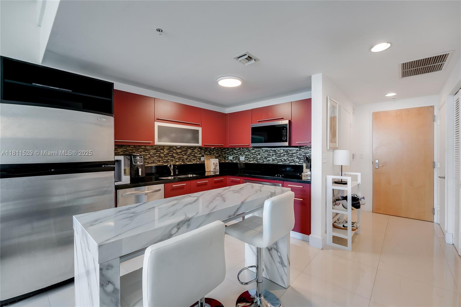 VIZCAYNE NORTH CONDO - Residential