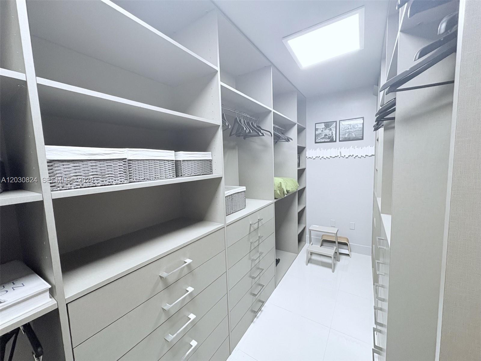 HARBOUR HOUSE - Residential Lease