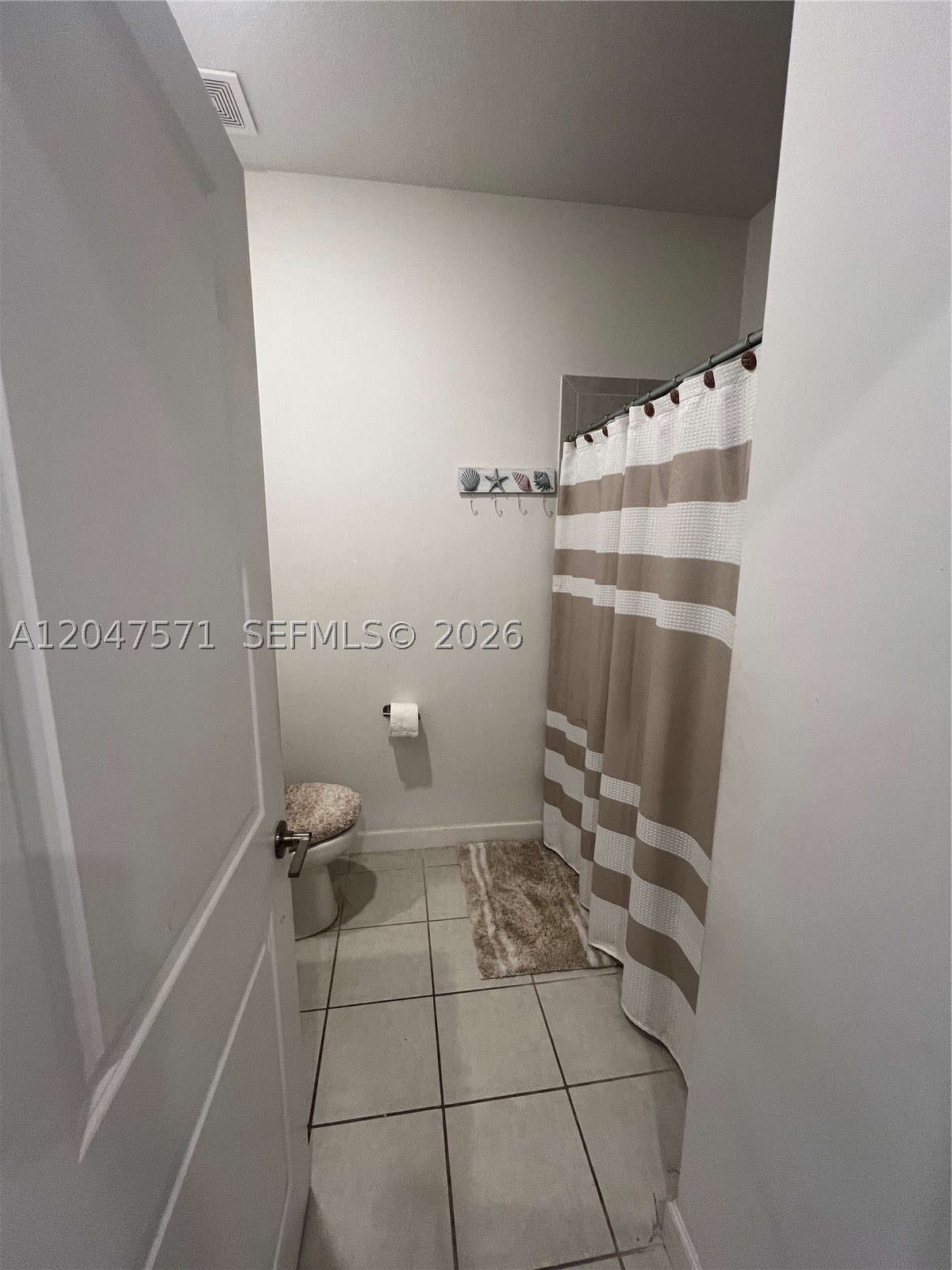 VISTA LAGO - Residential