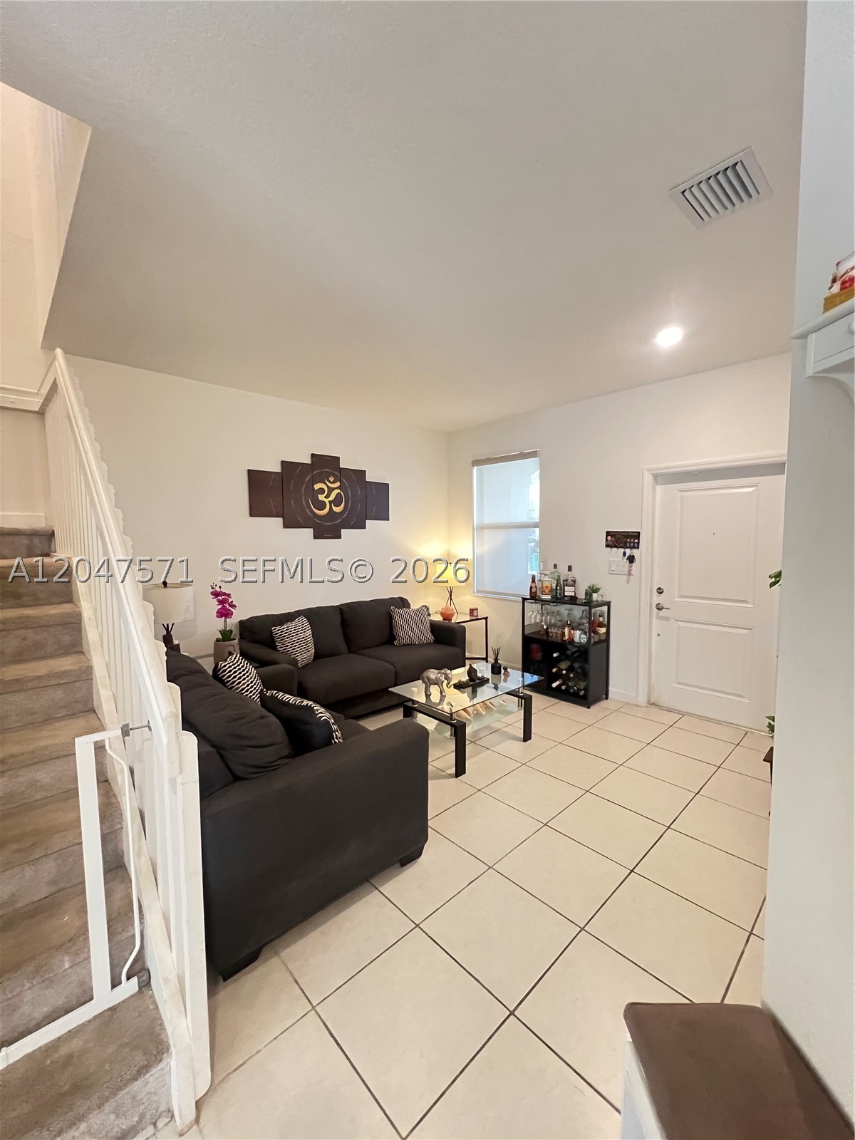 VISTA LAGO - Residential