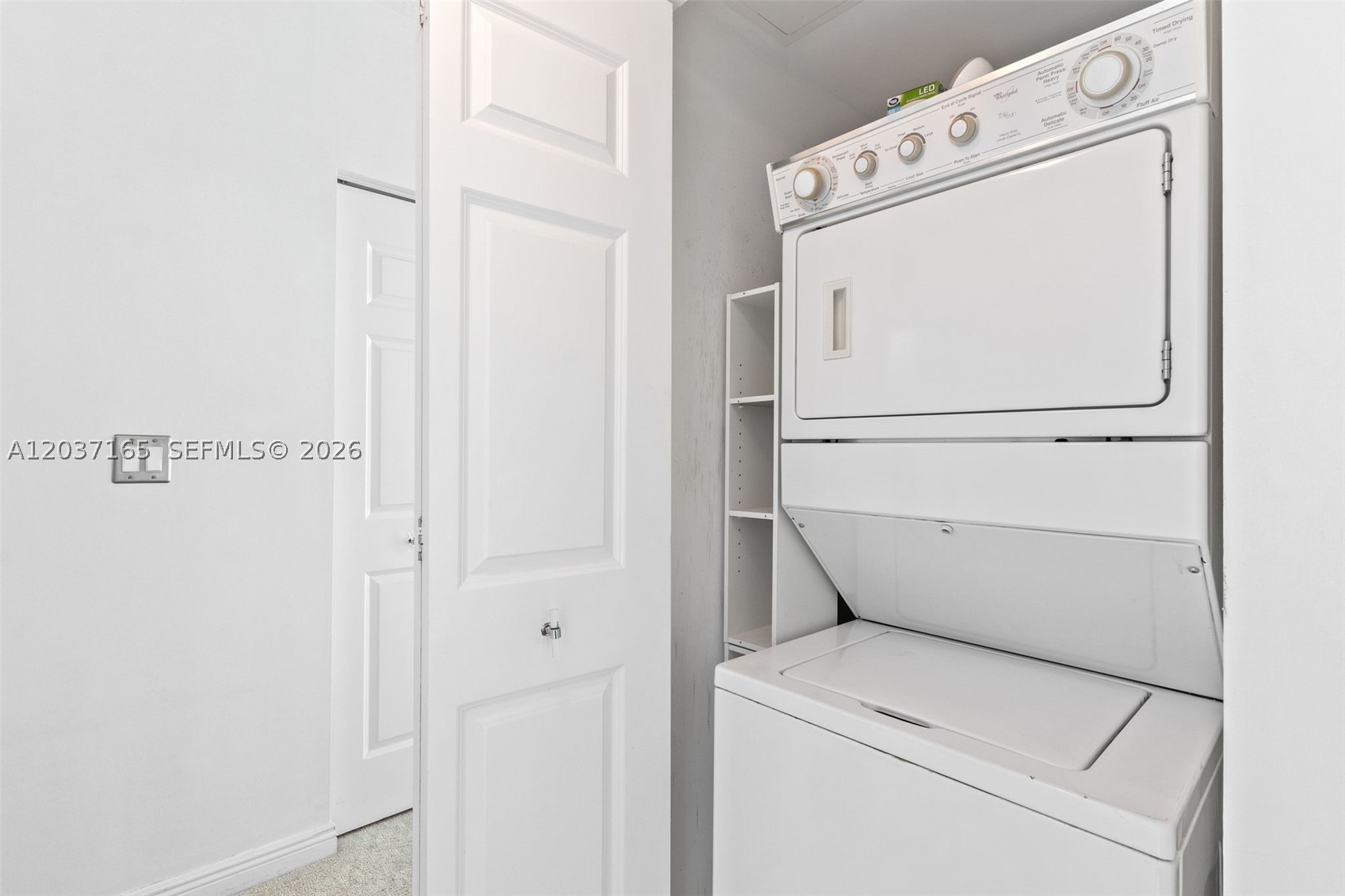 DUO CONDOMINIUM EAST - Residential
