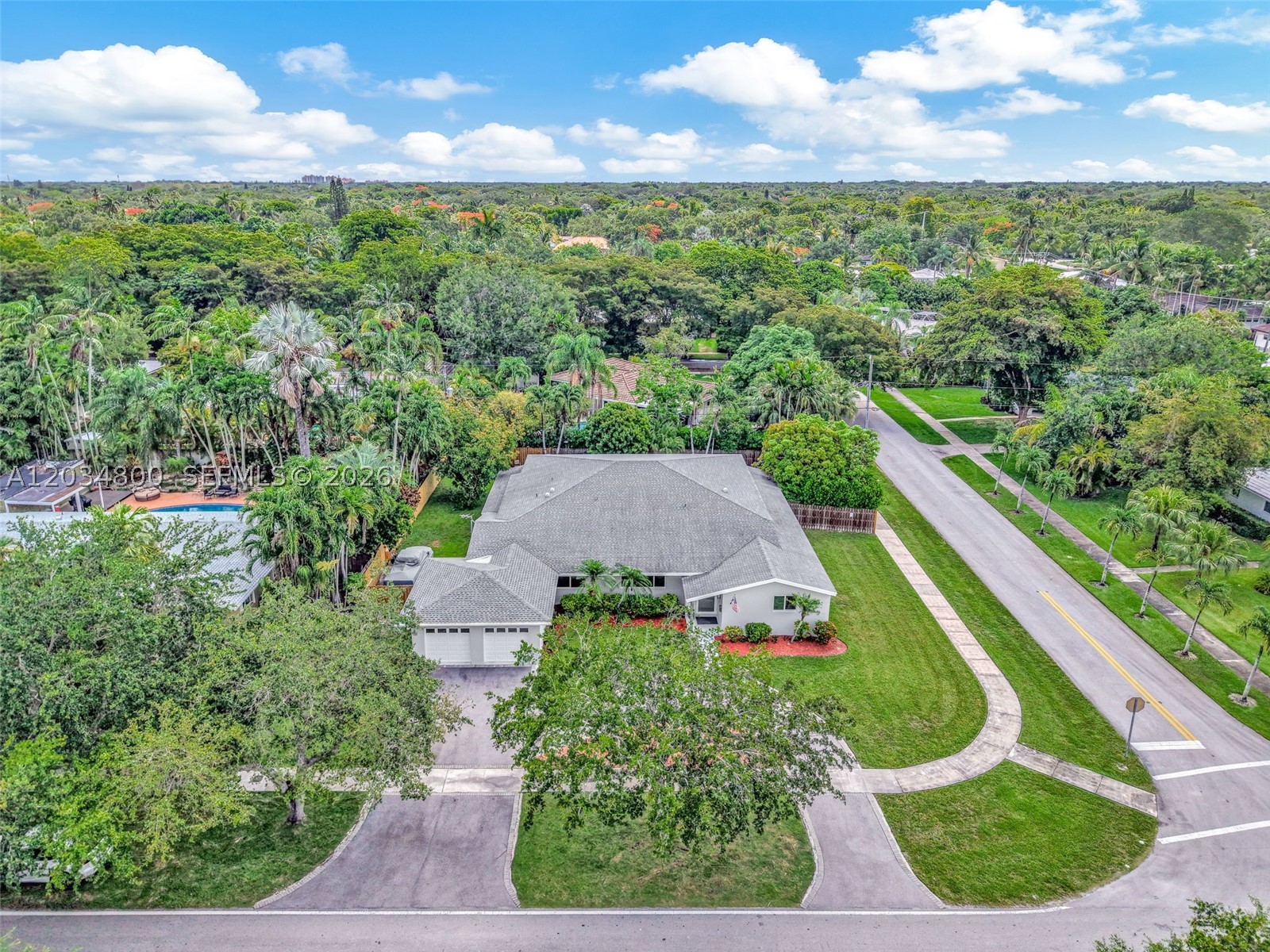 CORAL REEF ESTATES - Residential
