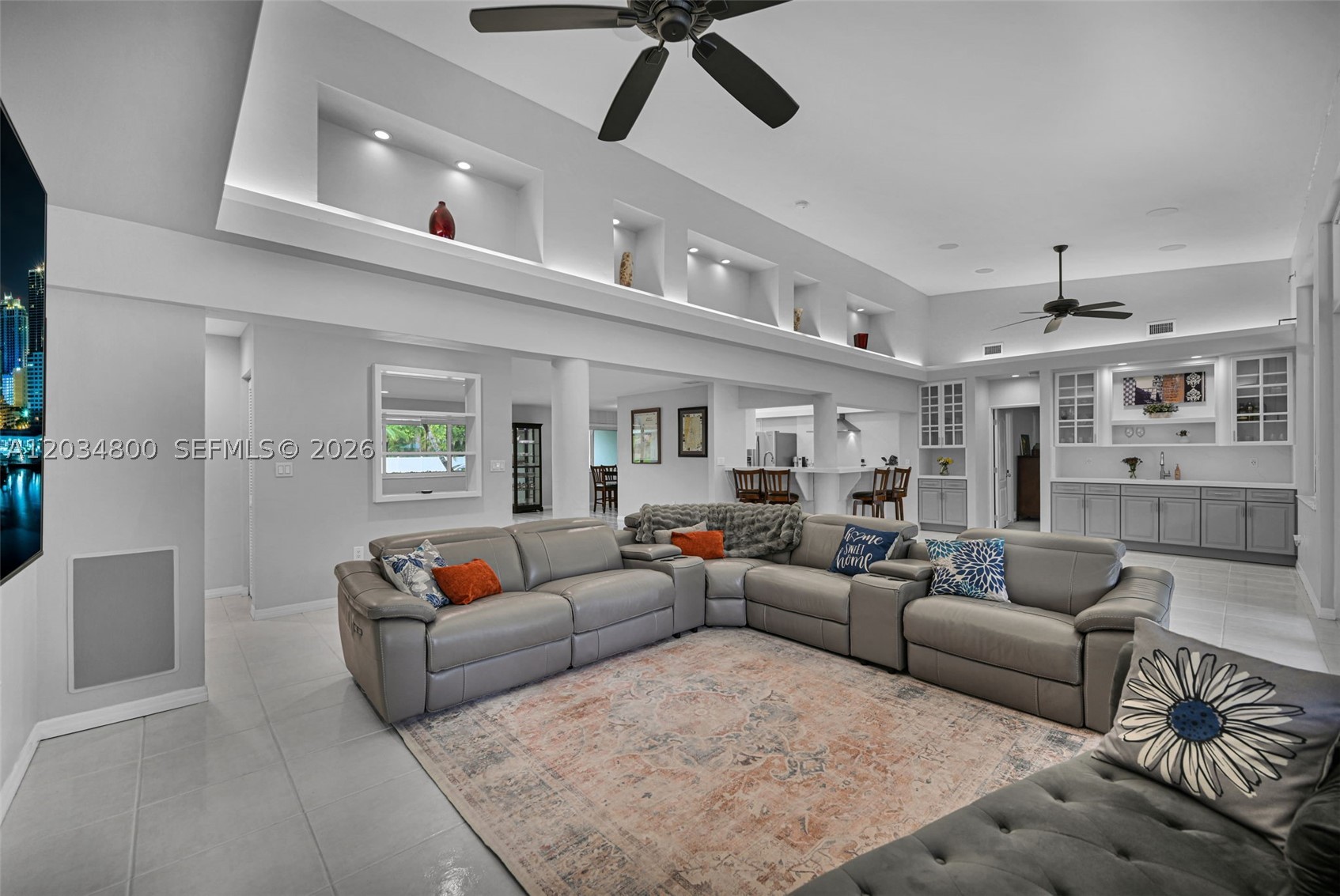 CORAL REEF ESTATES - Residential