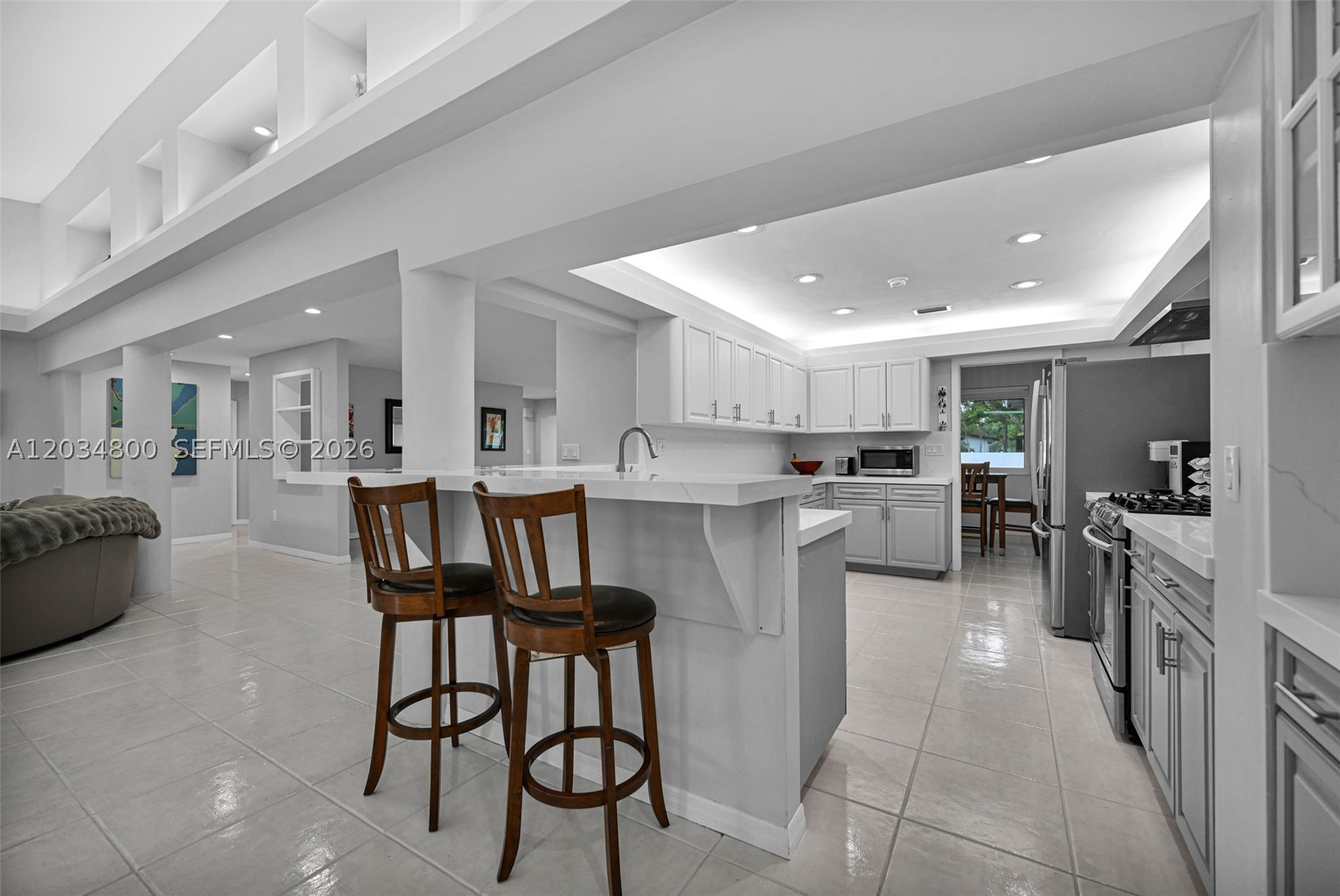 CORAL REEF ESTATES - Residential